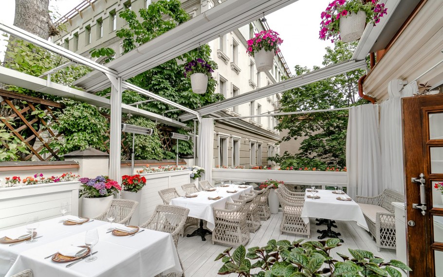 Ноев Ковчег ресторан веранда