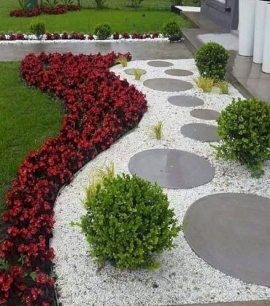 Цветочные клумбы