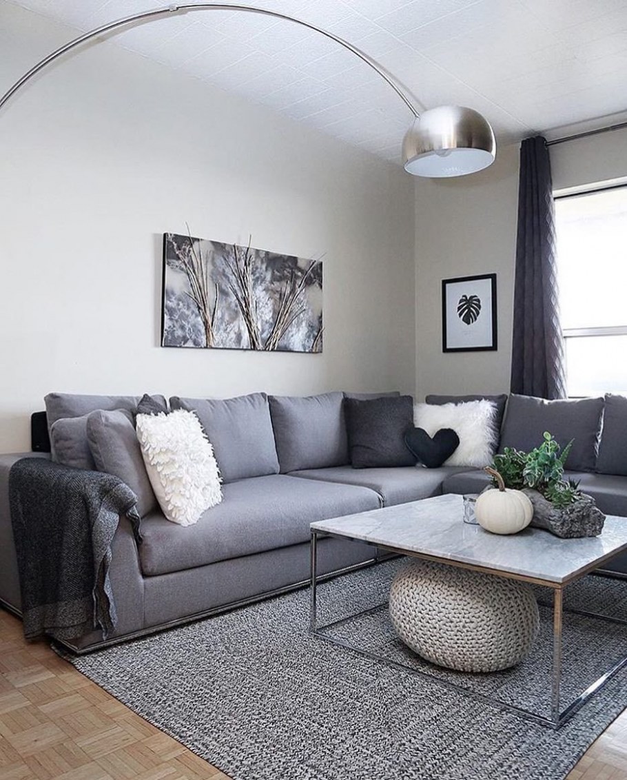 Гостиная в серых тонах