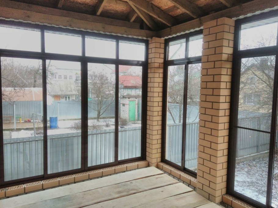 Терраса с панорамными окнами