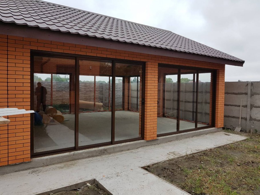 Беседка остекление Алютех