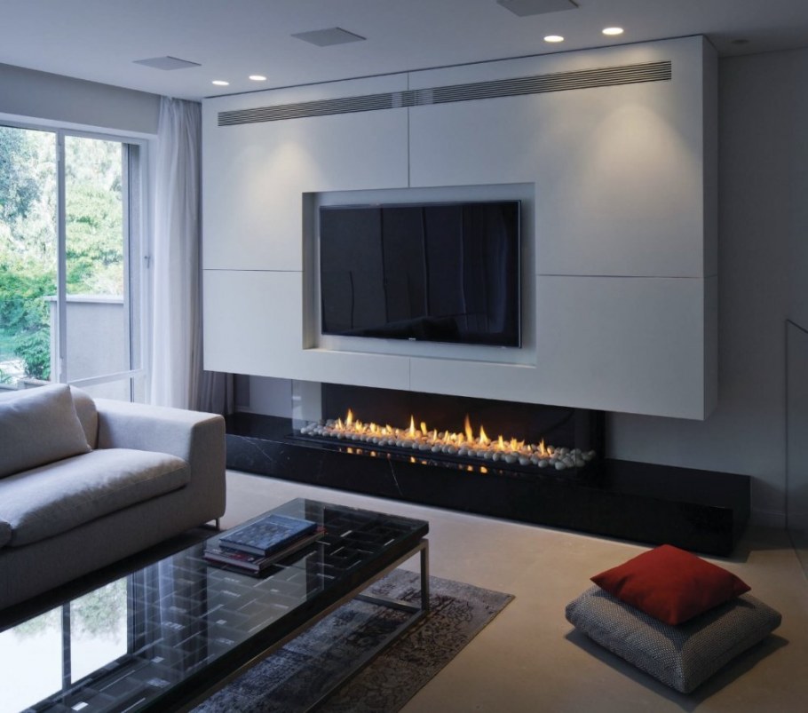 Электрокамин в стиле хайтек