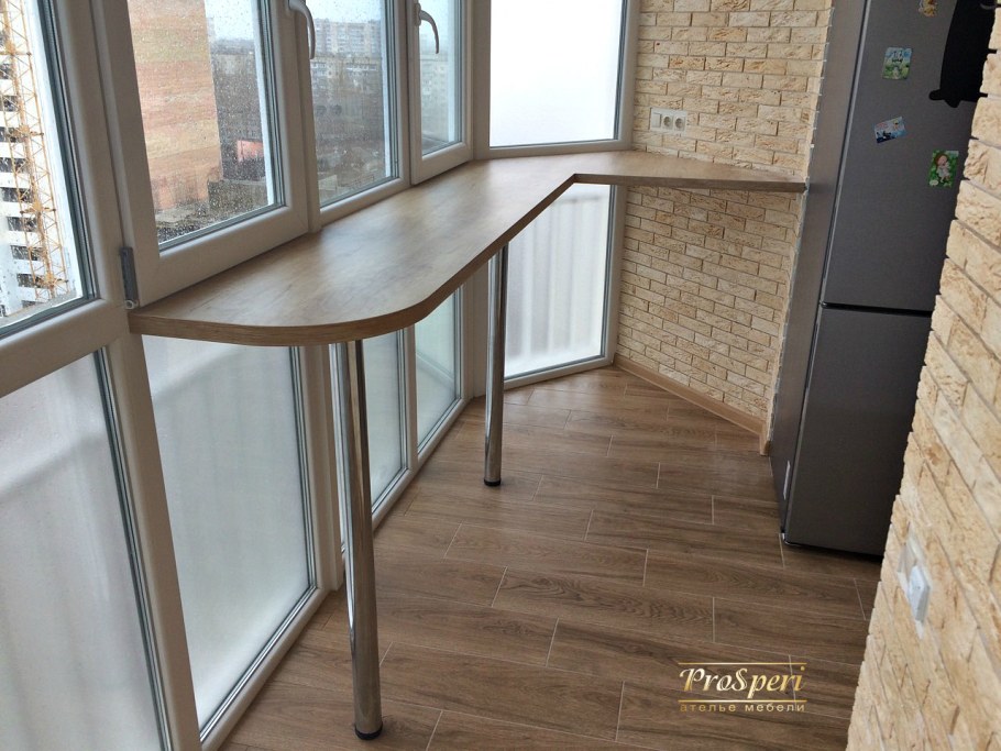 Барная столешница на балконе