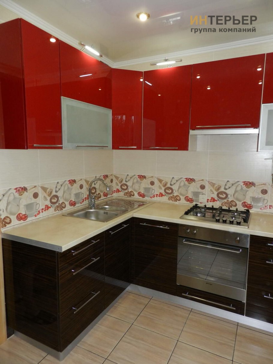 Кухонный гарнитур черно красный