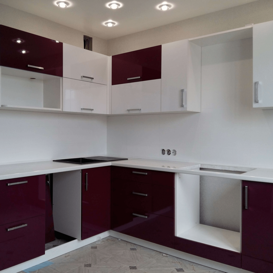 Кухонный гарнитур красный с черным