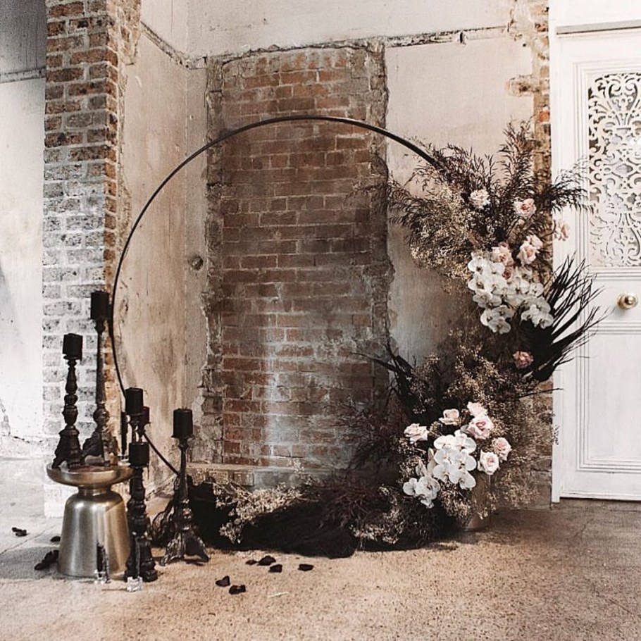 Фотостудия в готическом стиле