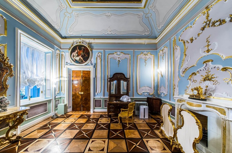 Голубая гостиная в китайском Дворце в Ораниенбауме
