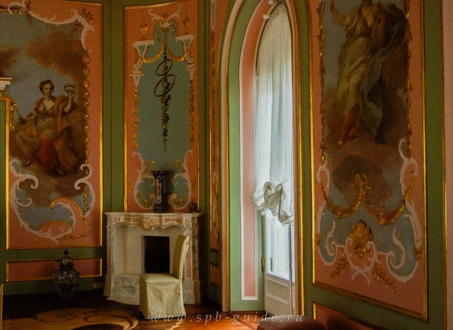 Дворец в Ораниенбауме рококо