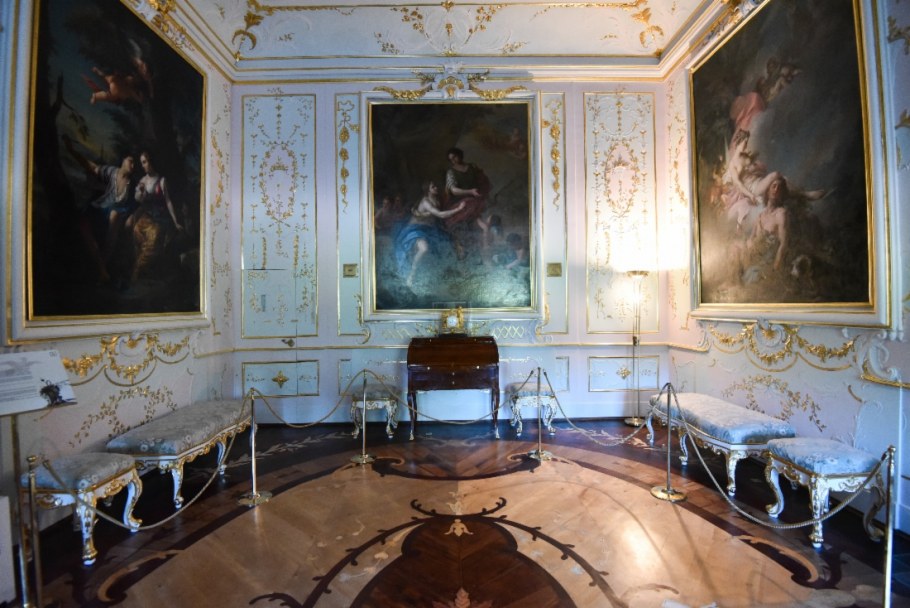 Дворец в Ораниенбауме рококо