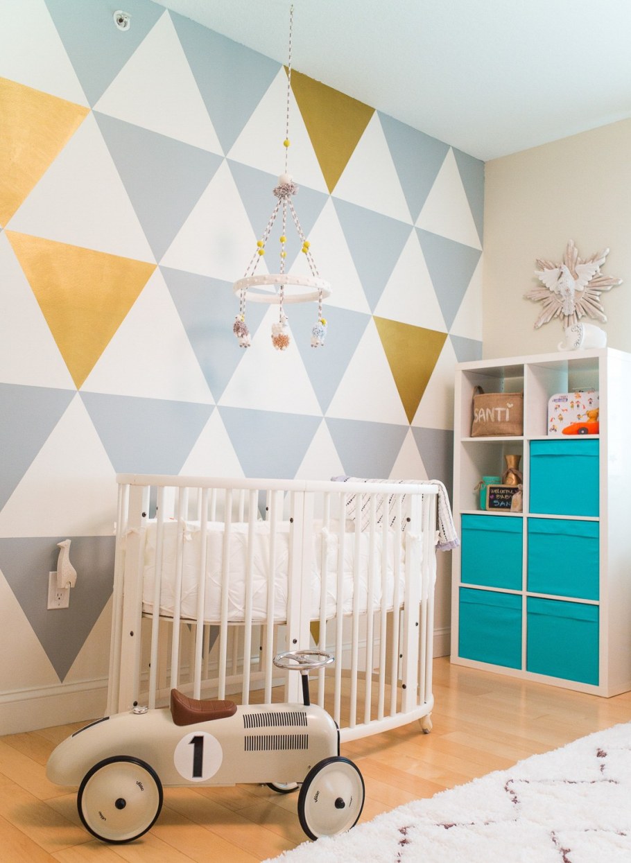 Разноцветные стены