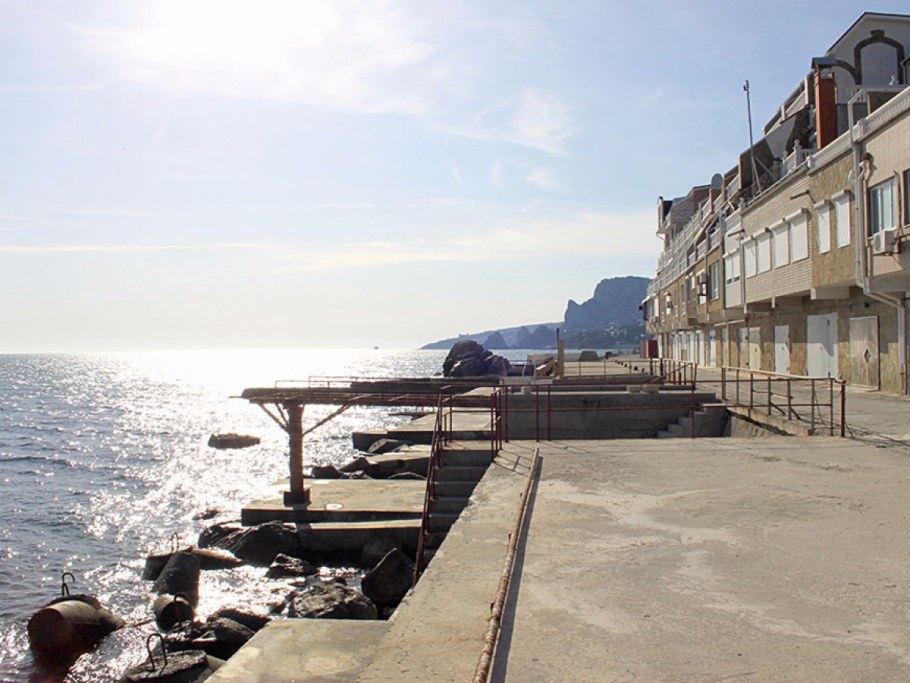 Эллинг у моря Феодосия