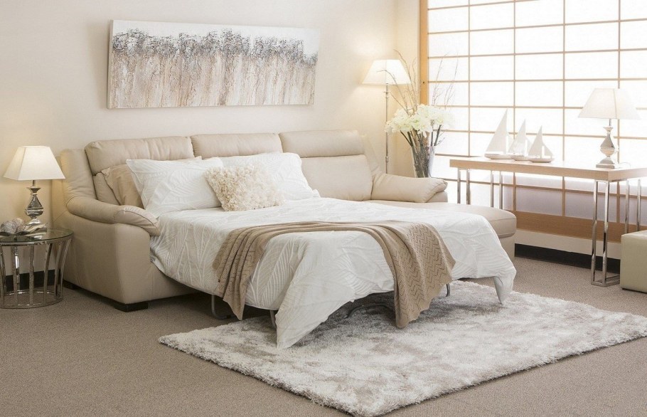 Кровать в гостиной