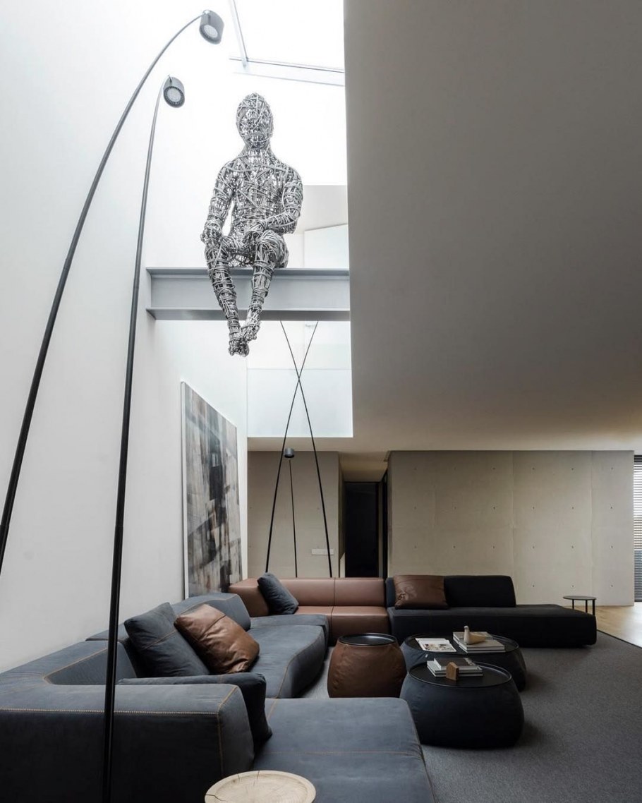 Арт объект в интерьере