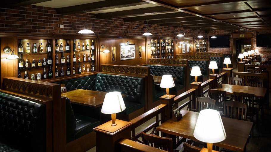 Салун на диком западе интерьер