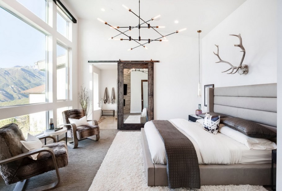 Люстры в спальню в современном стиле