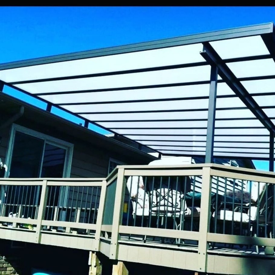 Пергола навес над патио