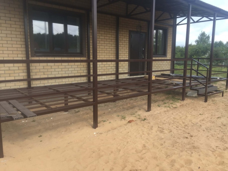 Веранда из профильной трубы