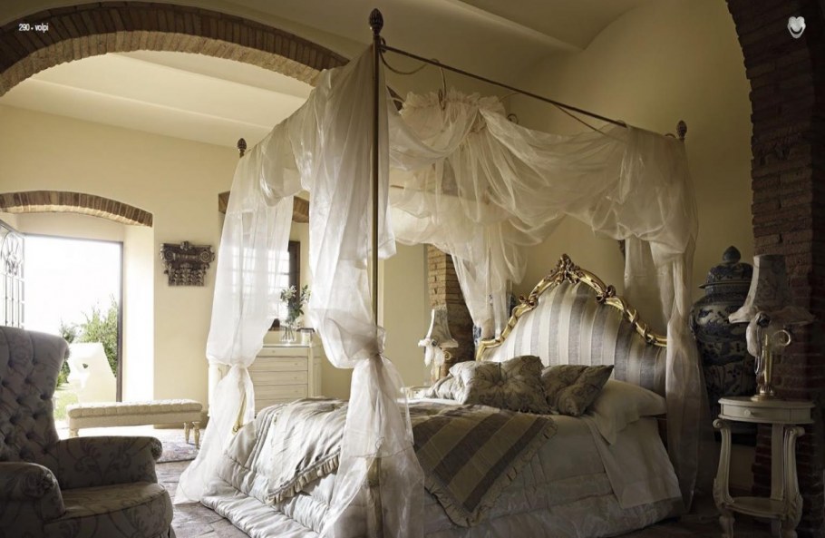 Комната в стиле средневековья