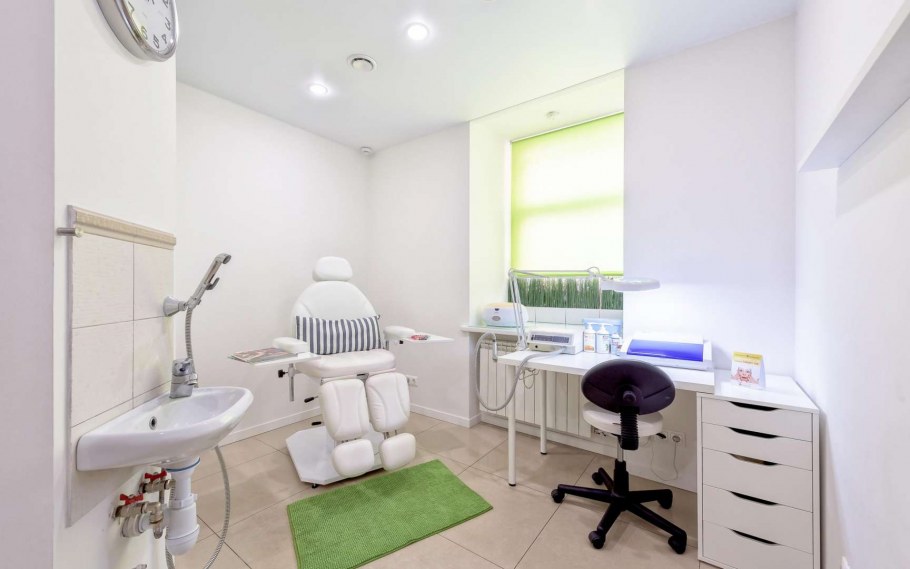 Кабинет маникюра и педикюра интерьер