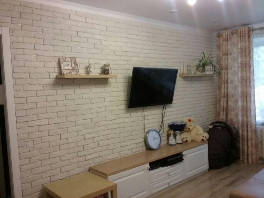 Декор стен искусственным камнем