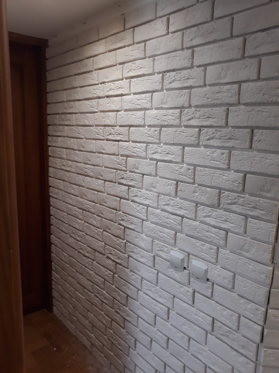 Камень старый Петроград