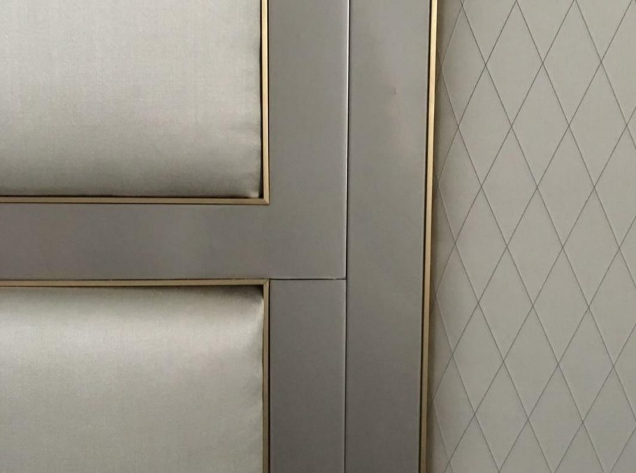 Плинтус на потолок