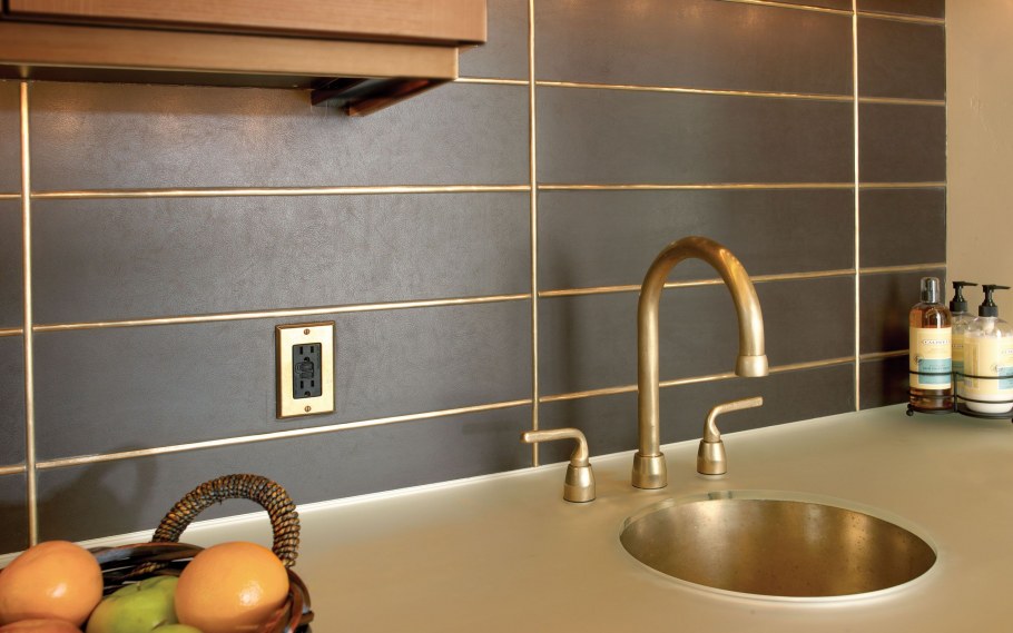 Декоративный молдинг для мебели