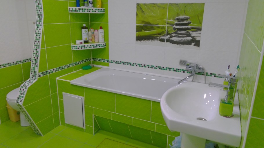 Ванная в зеленом стиле