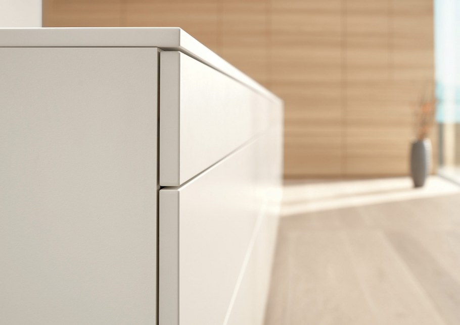 Мебельные ручки Блюм