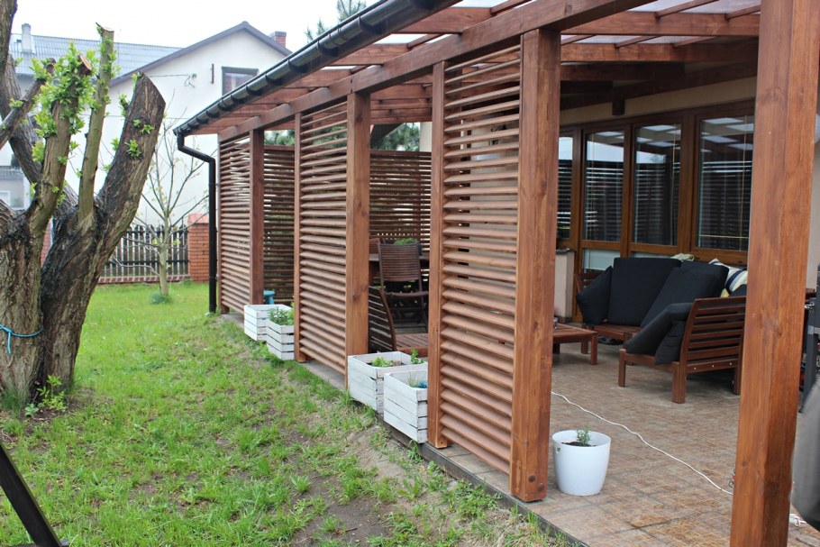 Ограждение террасы из поликарбоната