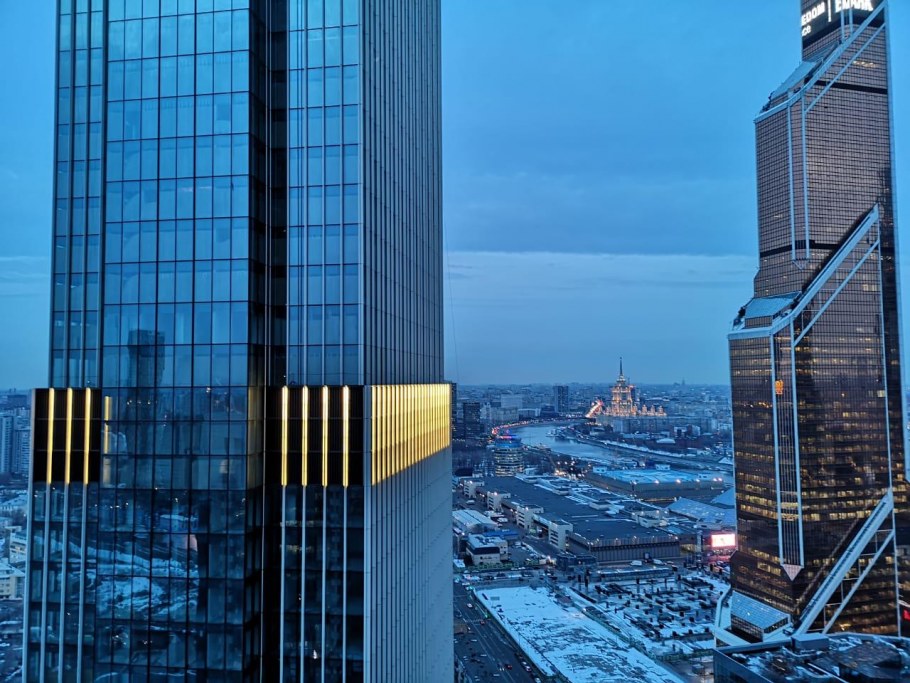 Нева Тауэрс бизнес центр