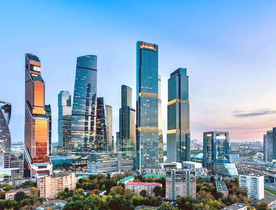 Нева Тауэрс