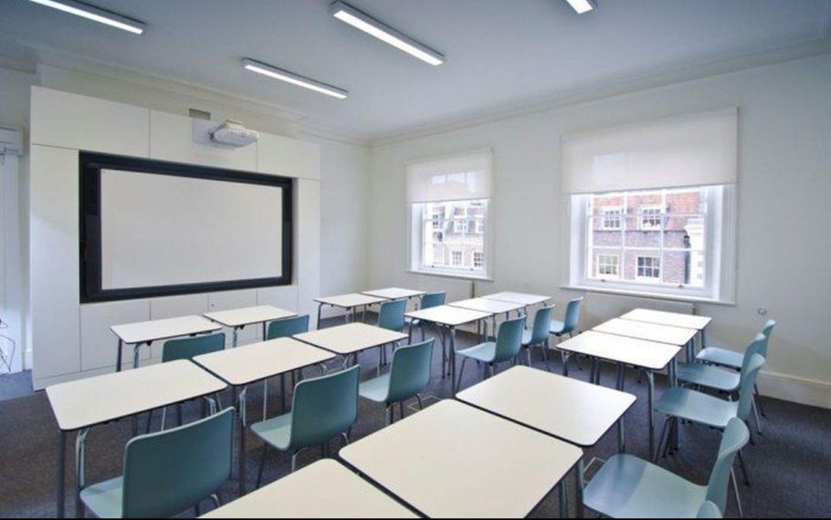 Калифорнийский Технологический университет внутри