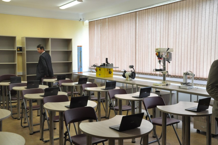 Ул.Социалистическая 141 компьютерная Академия шаг