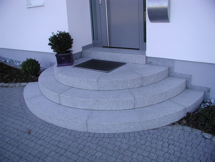 Крыльцо из ступеней Арбет