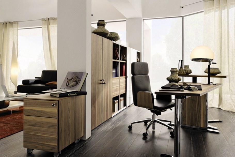 Стильное рабочее место в офисе