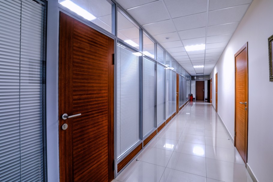 ТАТПРОФ цельностеклянные перегородки