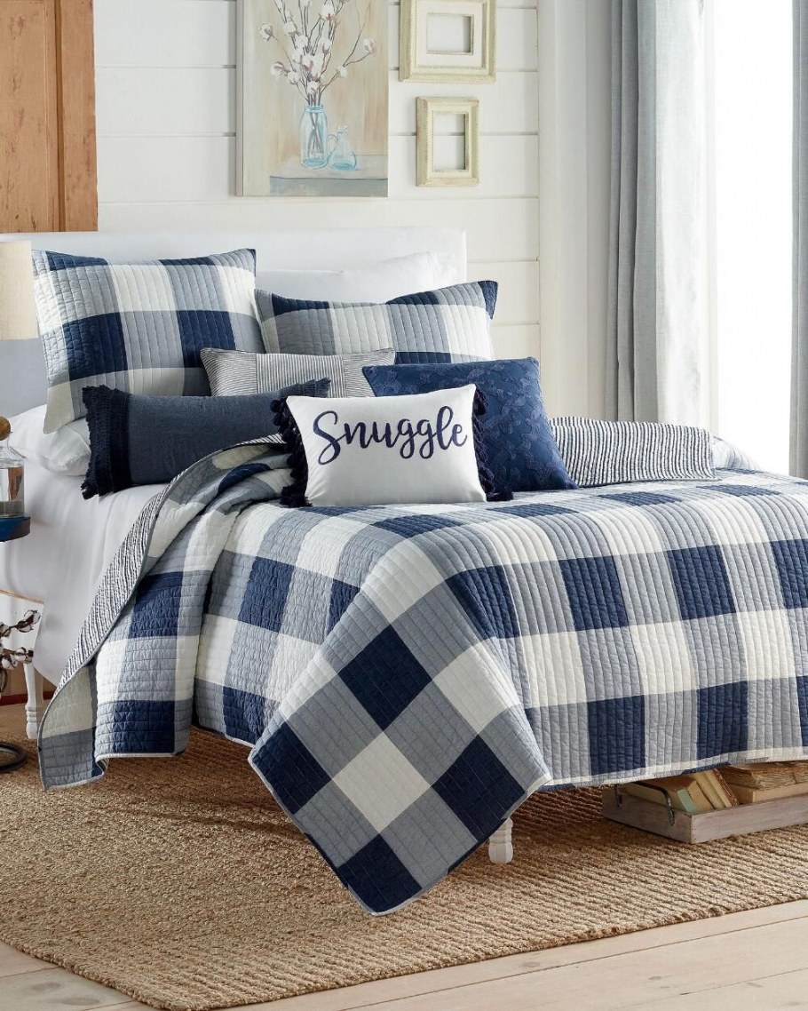 Покрывало в клеточку