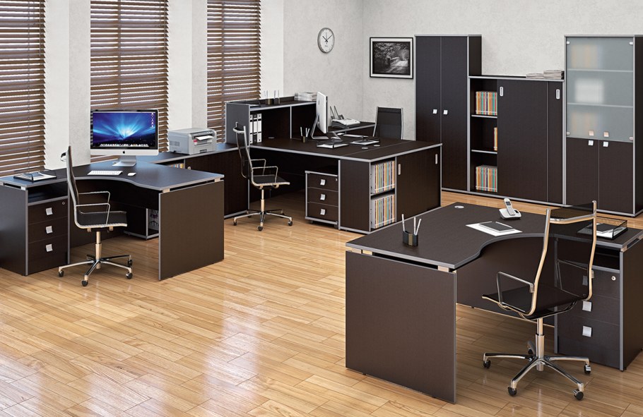 Треугольные столы для офиса