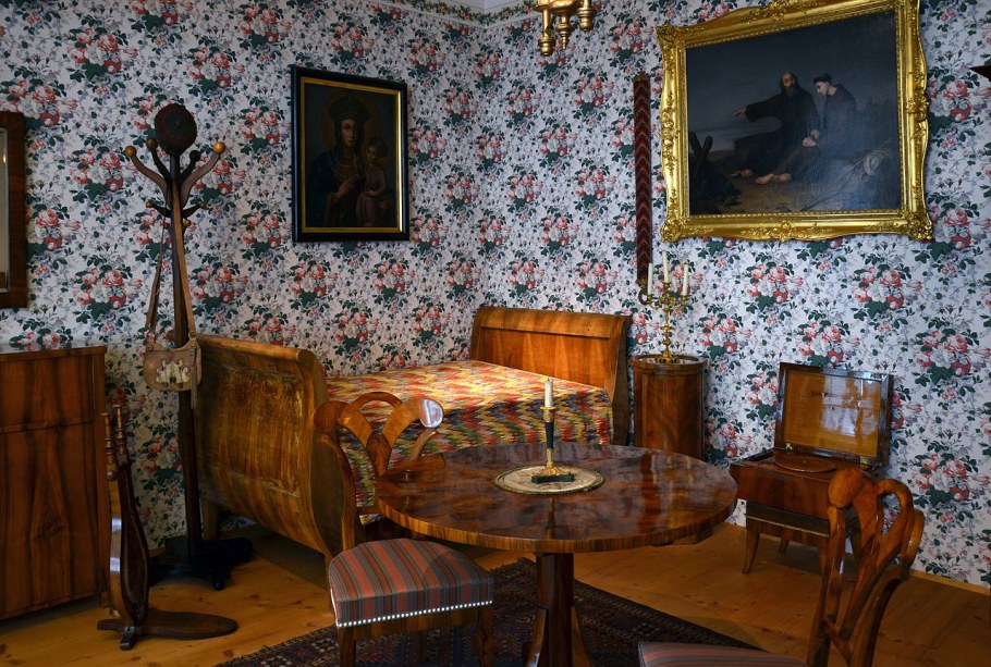 Мебель бидермейер 19 век