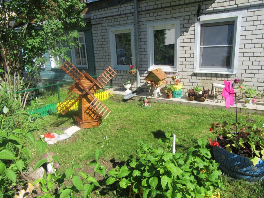 Украшение двора МКД