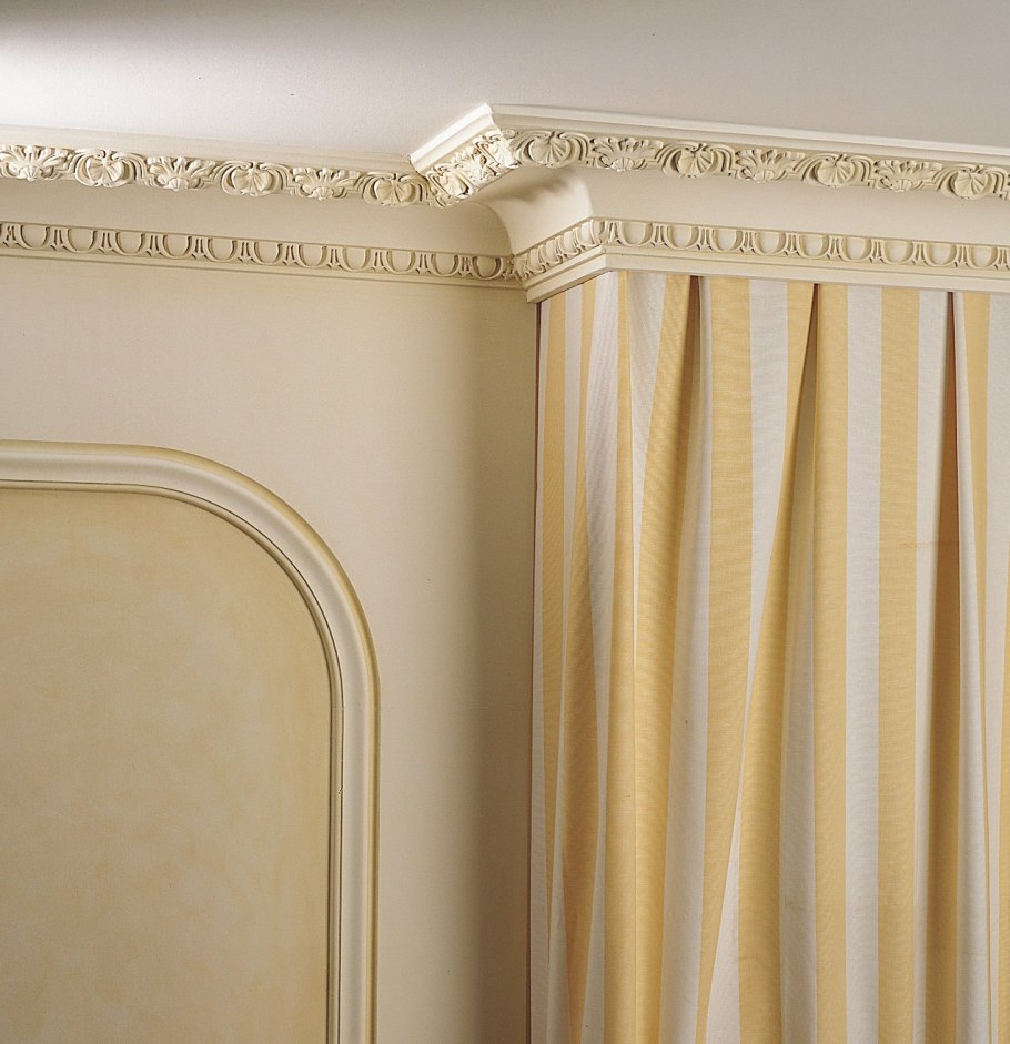 Обои серого цвета в интерьере спальни