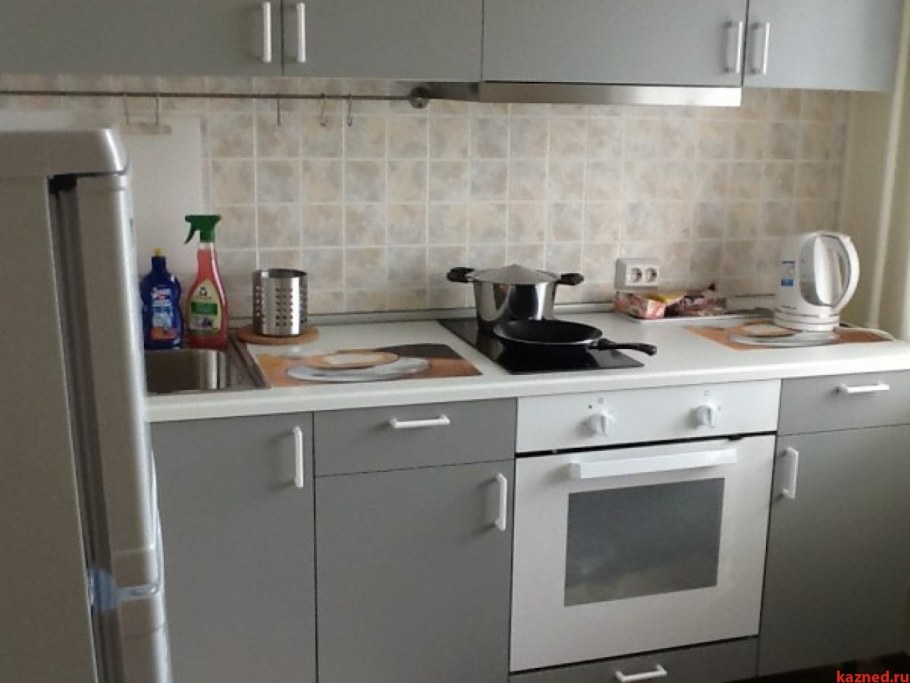 Кухонный гарнитур без встроенной плиты