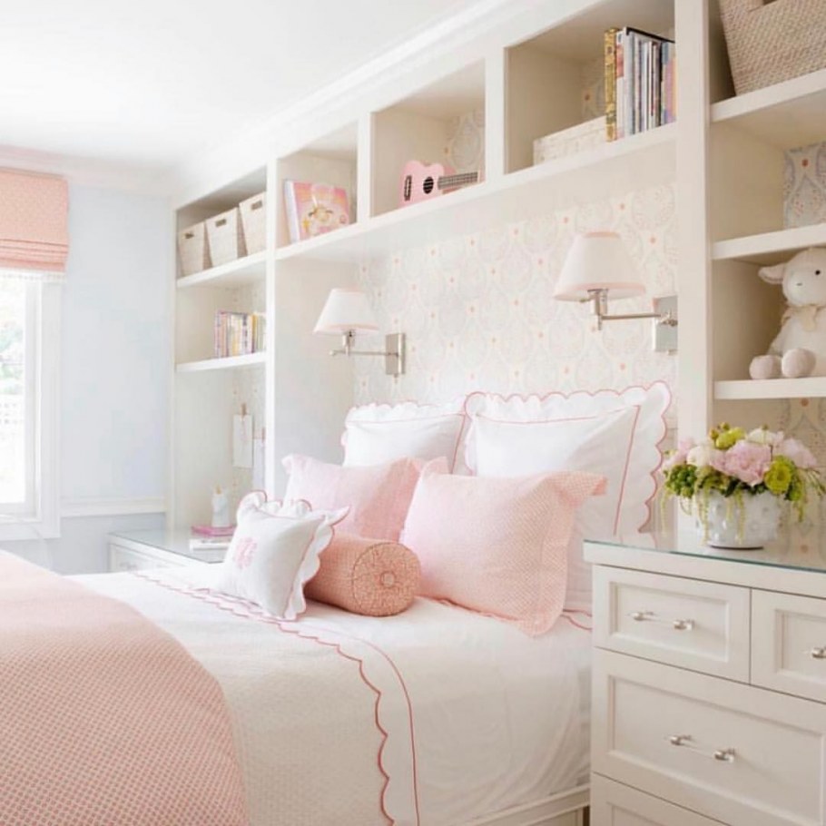 Светлая комната для девочки