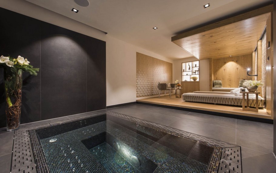 Банный дом с бассейном