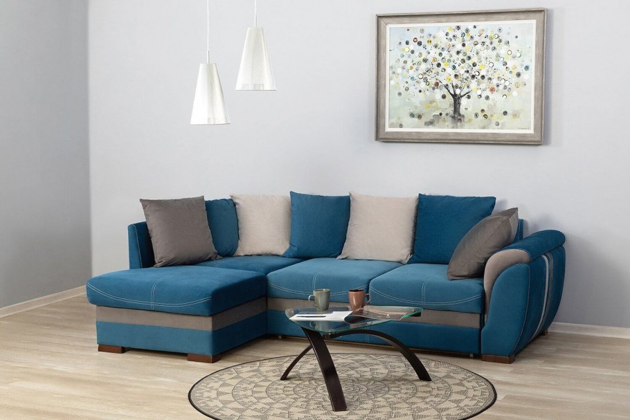 Большой диван