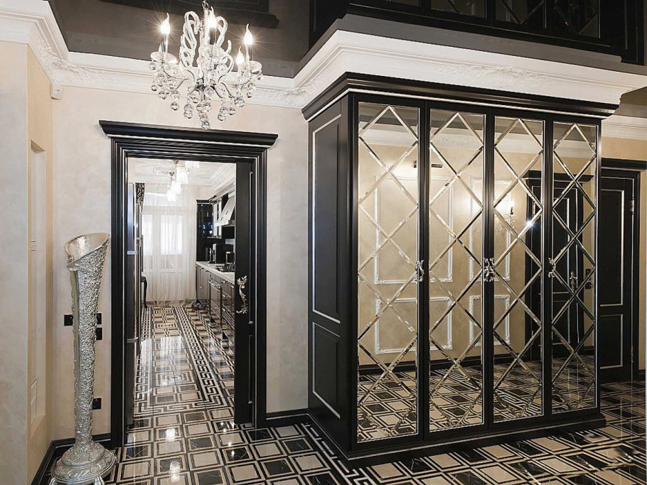 Гардеробная в готическом стиле