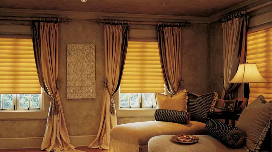 Карниз в спальню