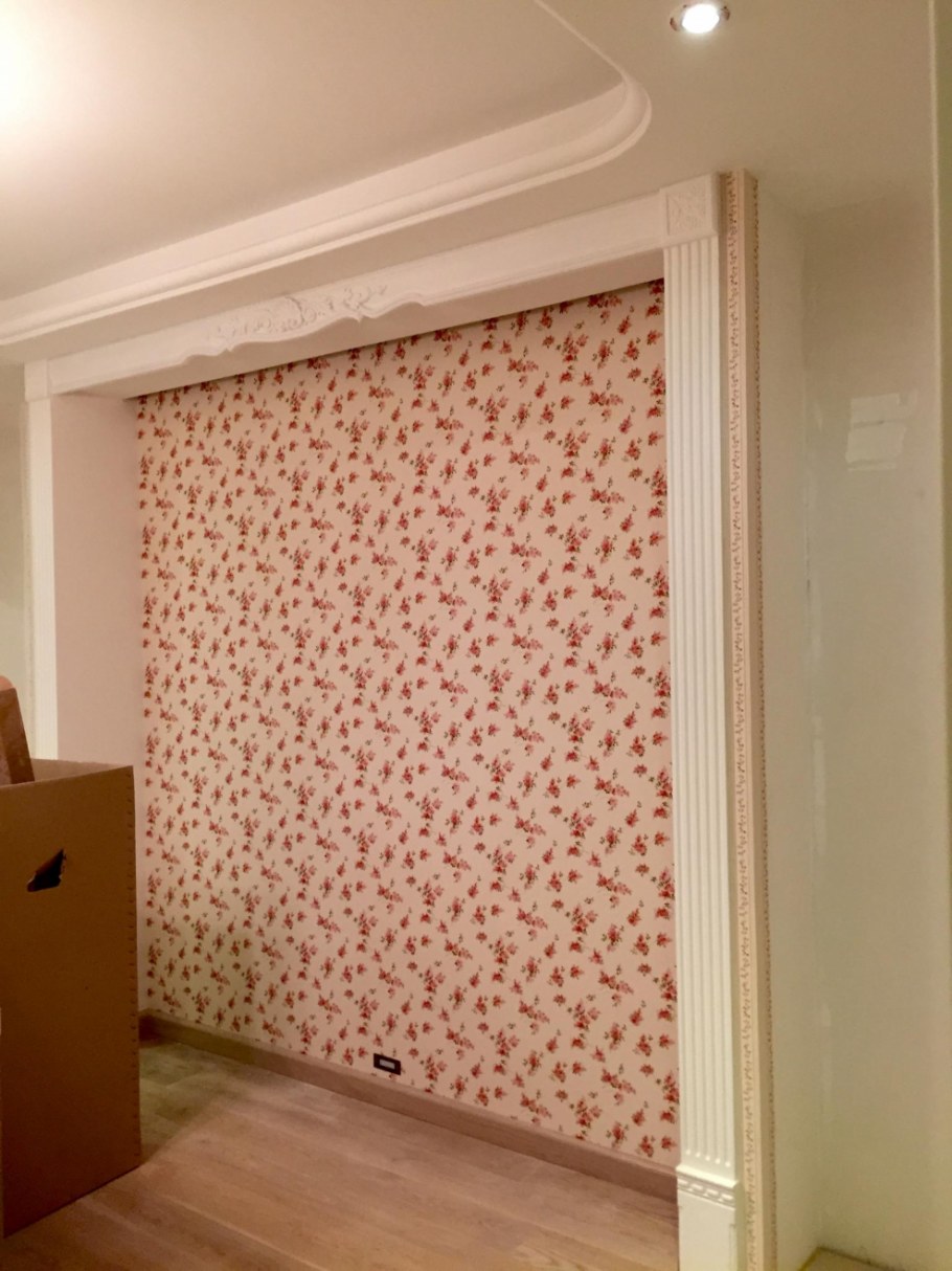 Ригель в комнате