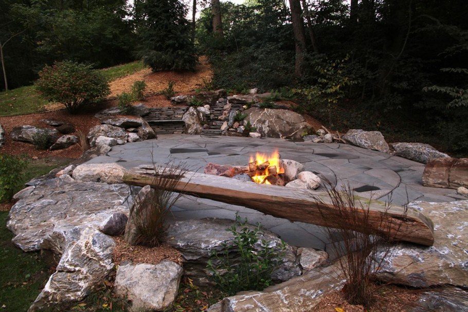 Место для костра на даче